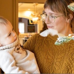 Meet your Posher, Eva